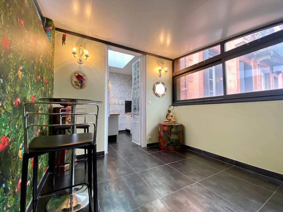 L'Appartement Jebari - Esprit Loft Carcassonne Bagian luar foto
