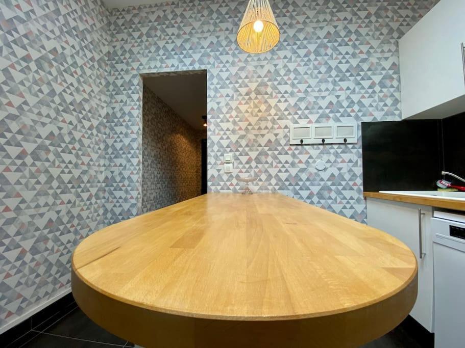 L'Appartement Jebari - Esprit Loft Carcassonne Bagian luar foto