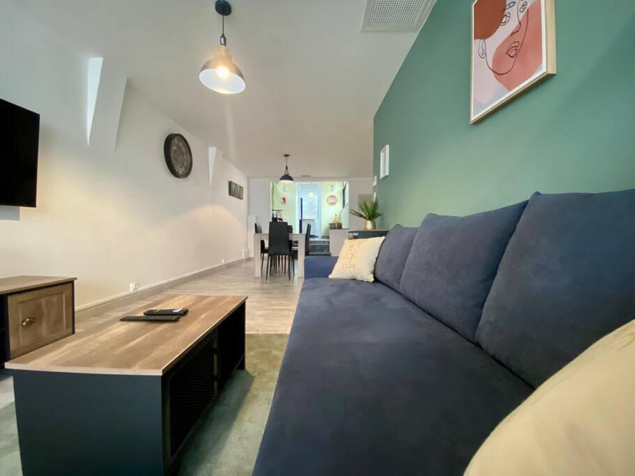 L'Appartement Jebari - Esprit Loft Carcassonne Bagian luar foto